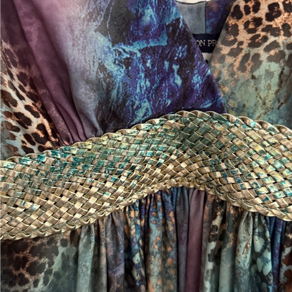 Boston Proper Linda Segal Lavendar
Blue Leopard Print Top - Picture 2 of 4